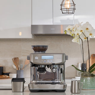 Sage THE BARISTA PRO™ STŘÍBRNÝ + Baseline Kávové předplatné 6 měsíců za 1 CZK