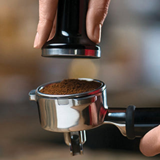 Sage THE BARISTA PRO™ STŘÍBRNÝ + Baseline Kávové předplatné 6 měsíců za 1 CZK