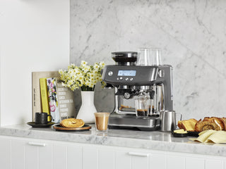 Sage THE BARISTA PRO™ BLACK + Baseline Coffee Subcription for 6 months for 1 CZK